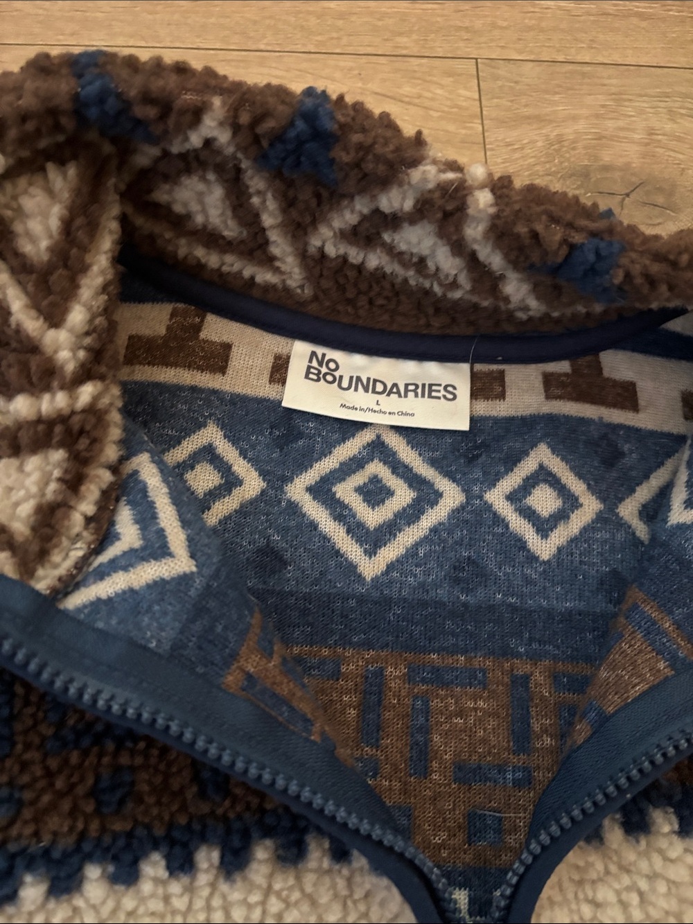Men's Blue Brown Cream Patterned Sherpa Half-Zip Sweater - Picture 2 of 2